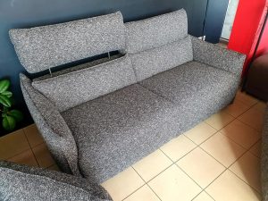 Sofa STUPORE su elektra reguliuojamais atlošais ir reglaineriais